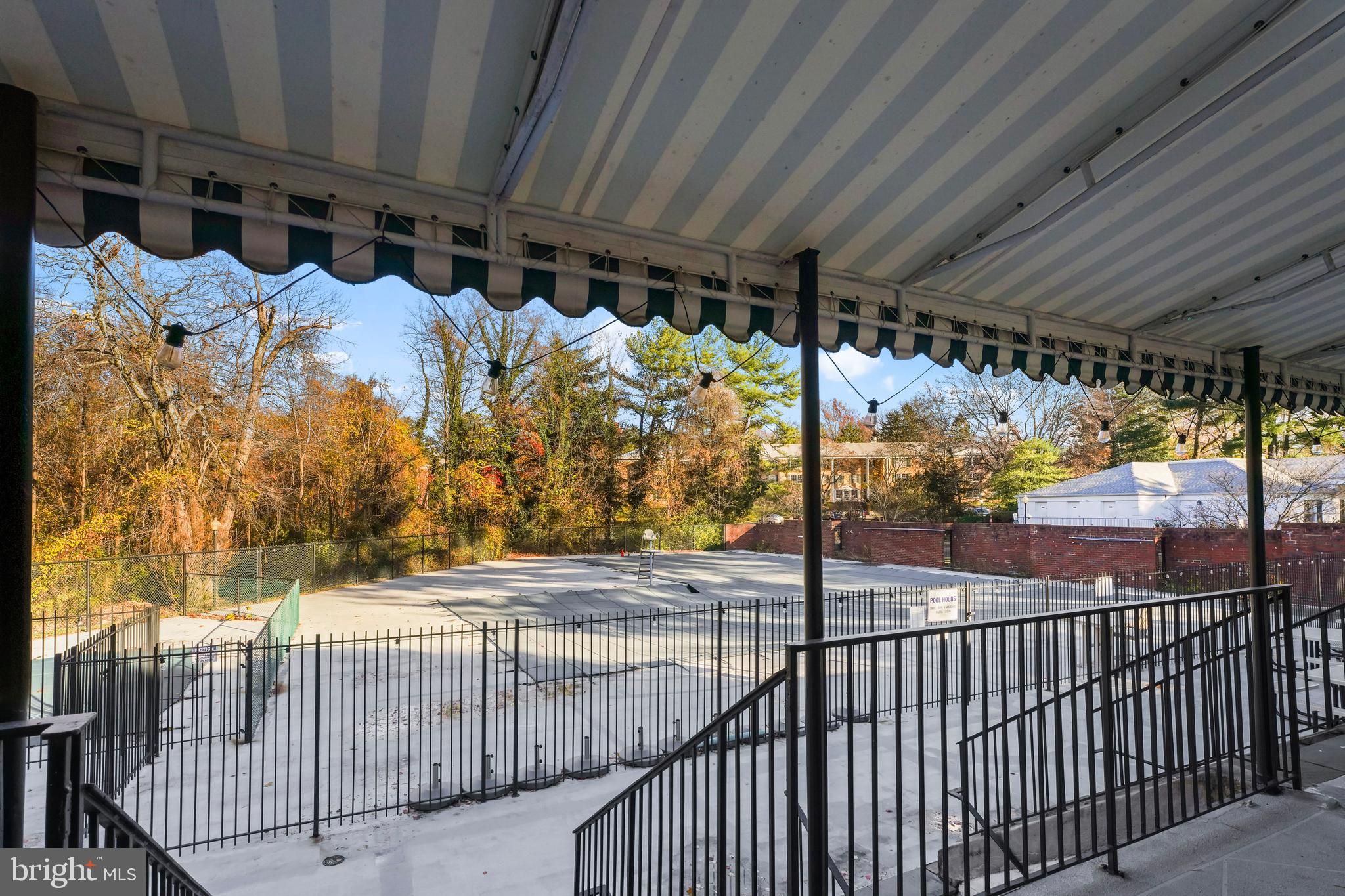 THE COLONIES - Residential