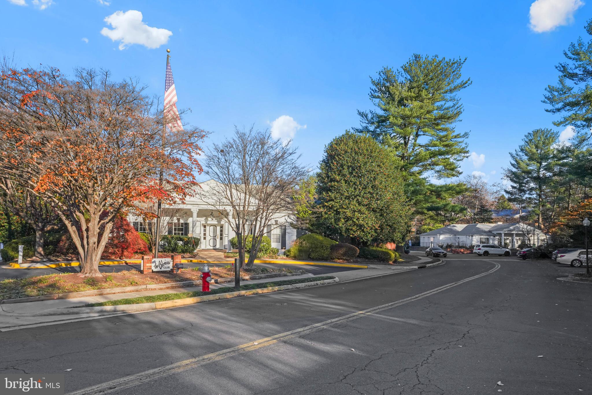 THE COLONIES - Residential