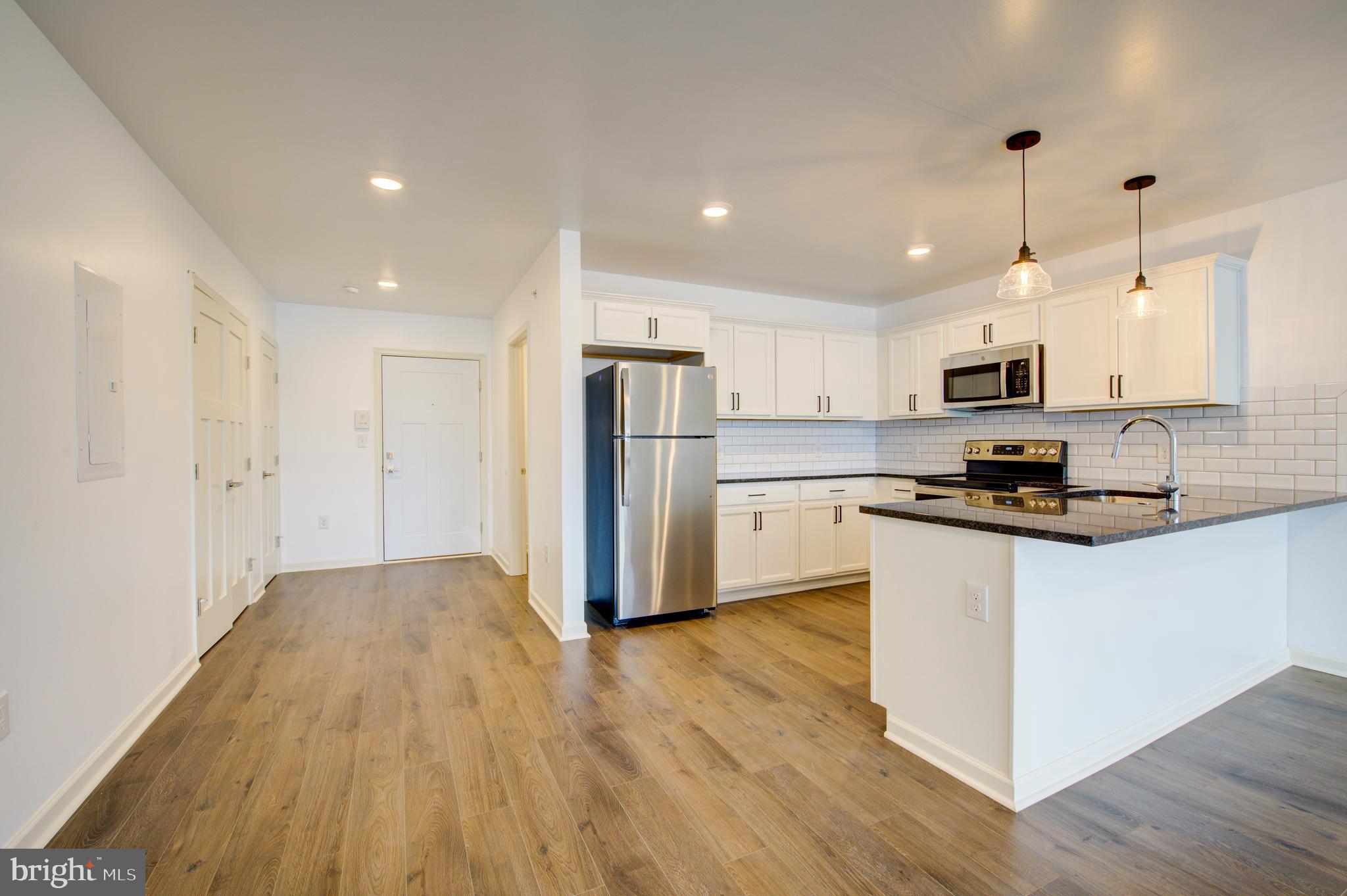 6649 RIDGE AVENUE B316