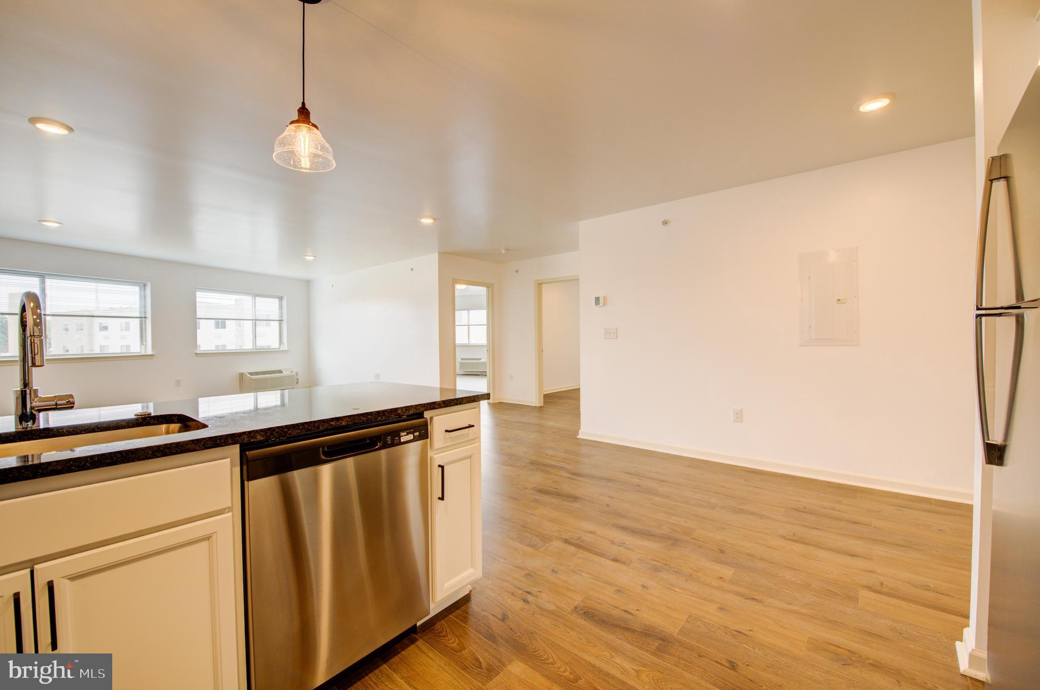 6649 RIDGE AVENUE B316