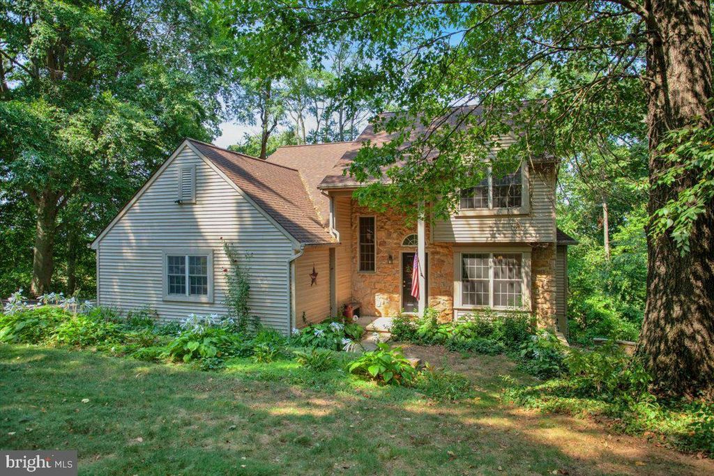 Photo of 753 Kames Hill Road, Columbia, PA 17512 (MLS # PALA2052224)