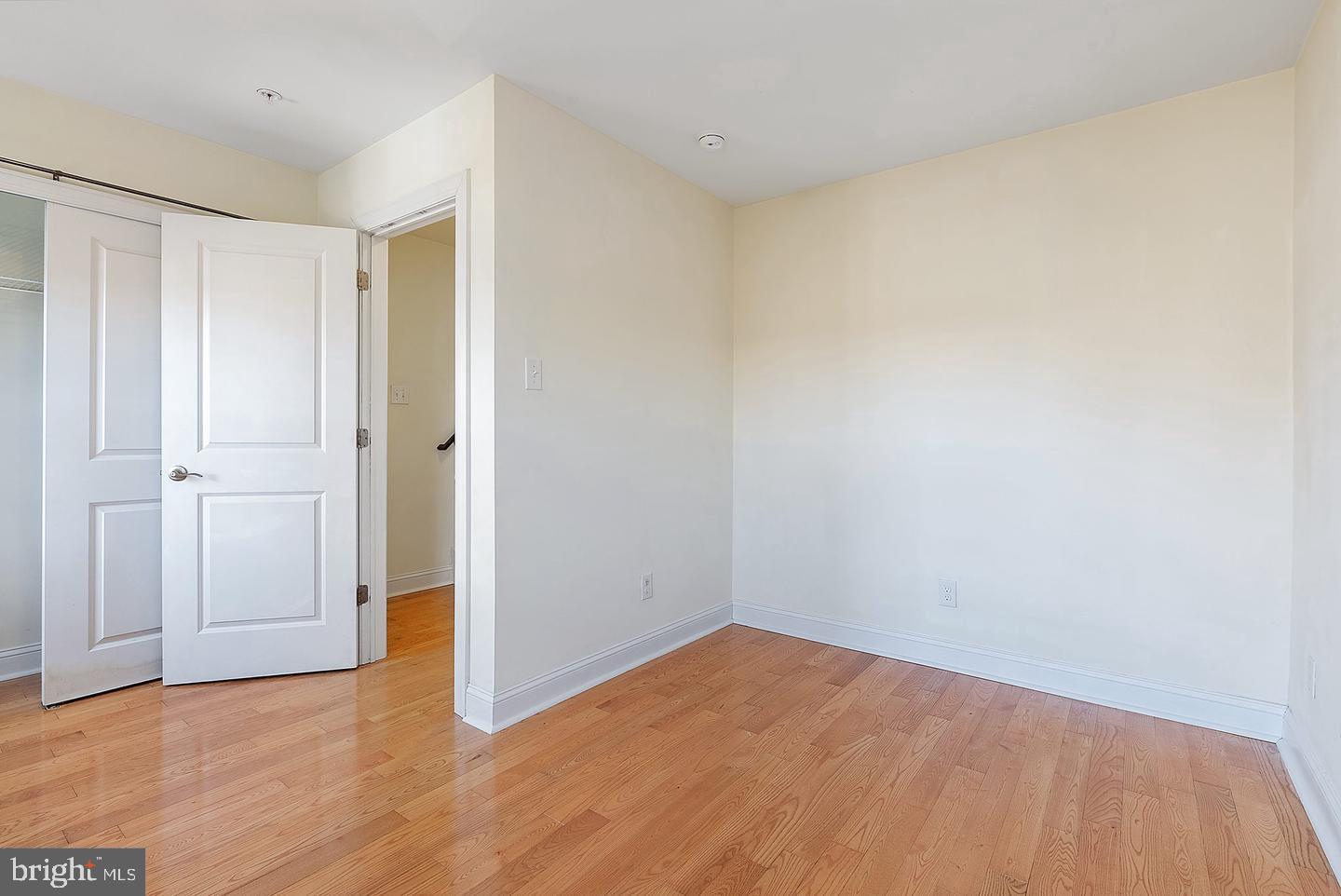 POINT BREEZE - Residential Lease