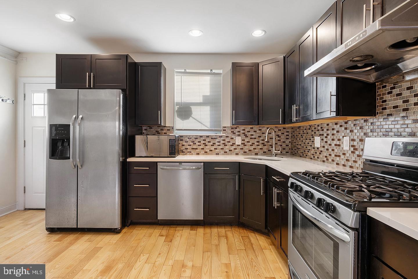 POINT BREEZE - Residential Lease