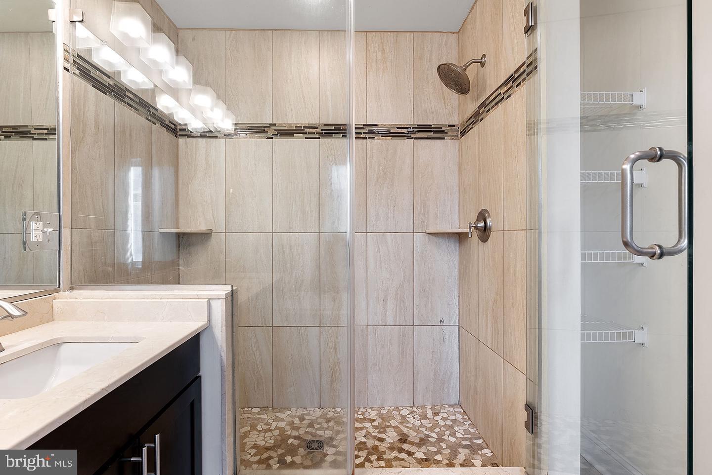 POINT BREEZE - Residential Lease