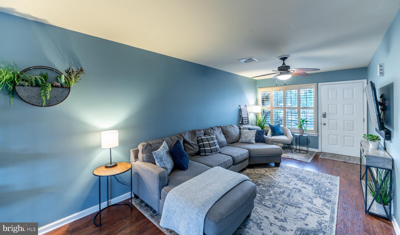 1240 PIN OAK DRIVE