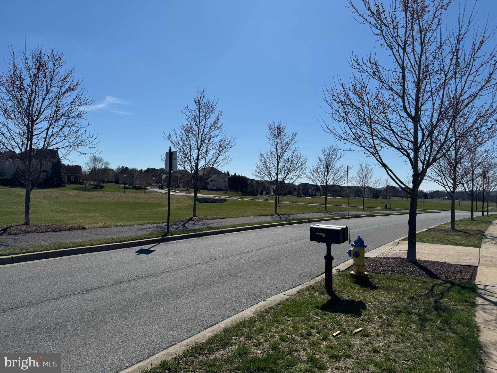 ADAMSTOWN COMMONS - Residential Lease