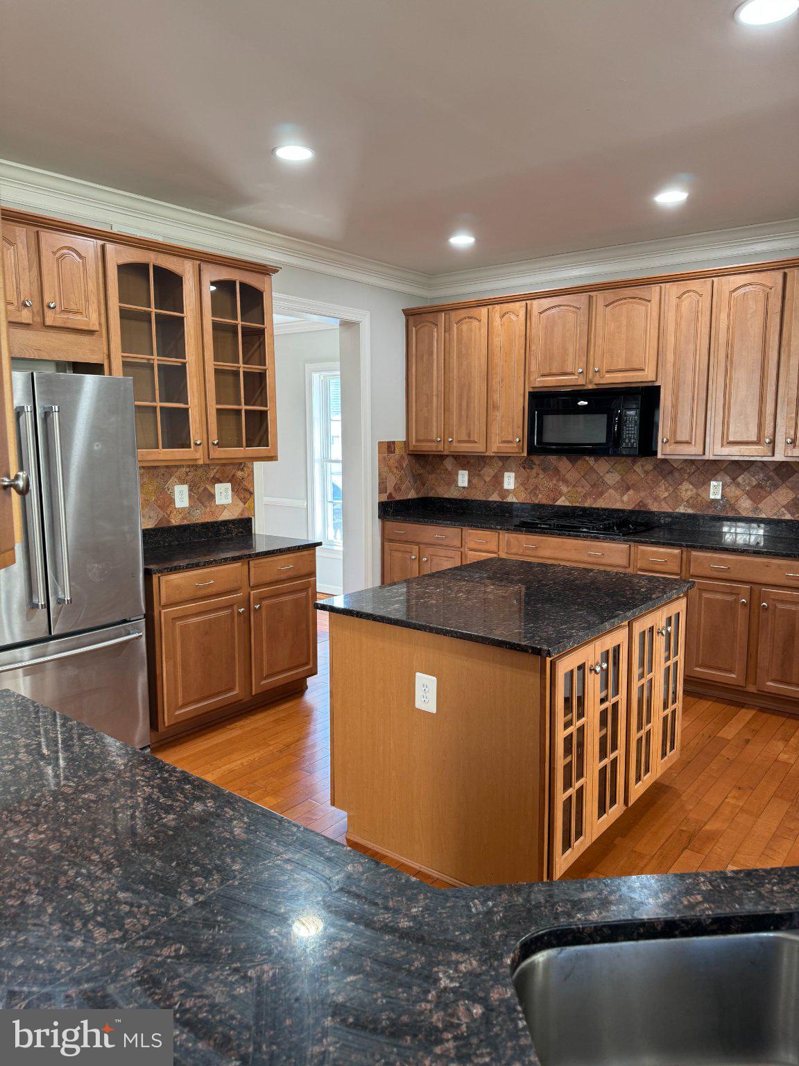 ADAMSTOWN COMMONS - Residential Lease