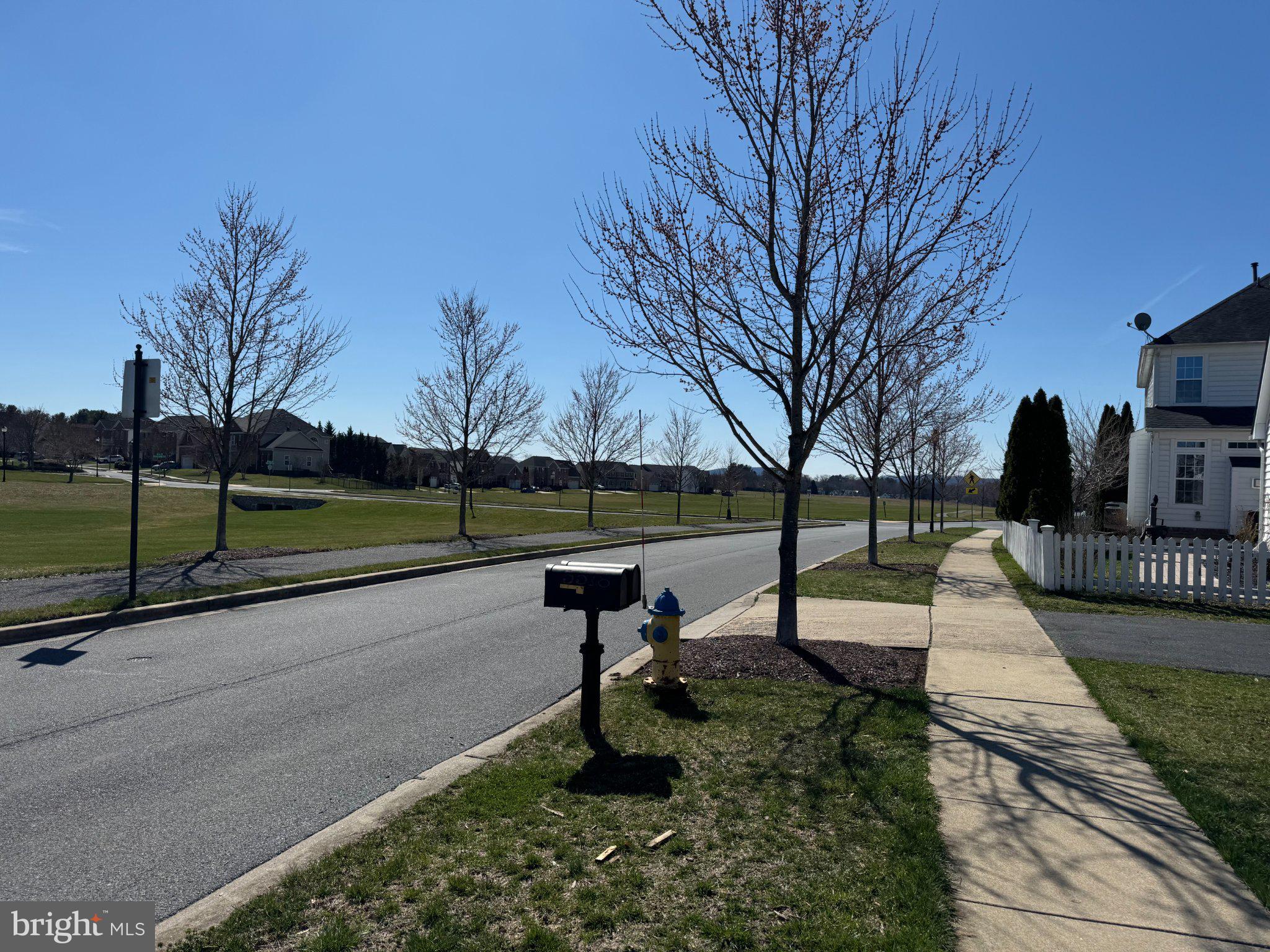 ADAMSTOWN COMMONS - Residential Lease