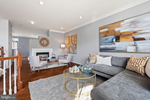 13368 FERRY LANDING LANE WOODBRIDGE VA 22191