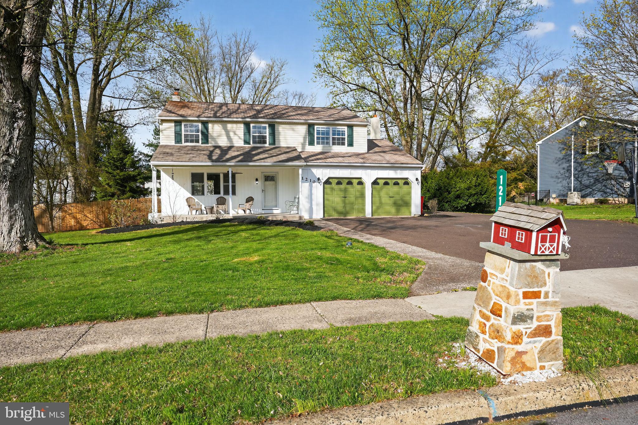 1210 HUNTER HILL DRIVE