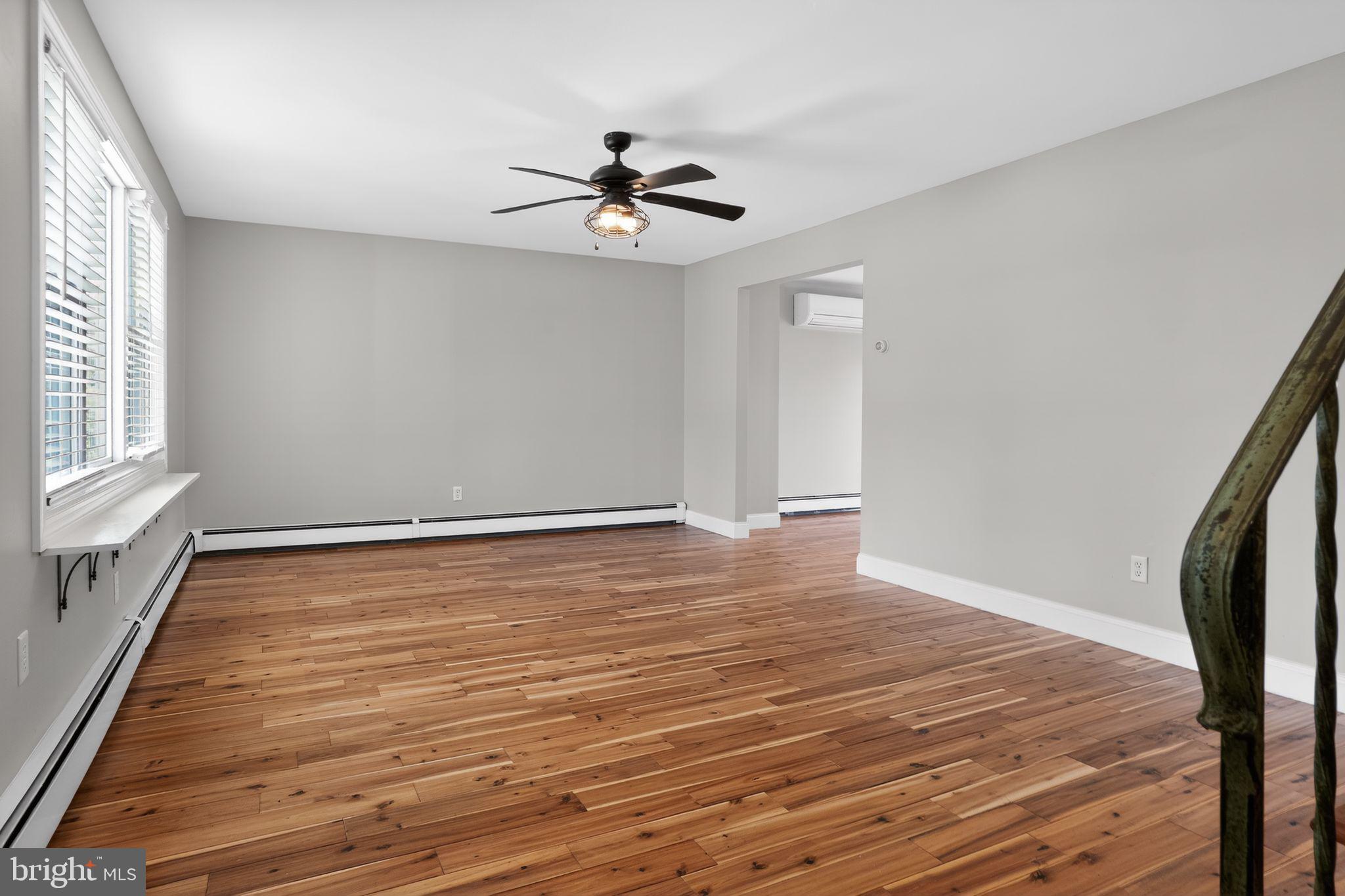 1210 HUNTER HILL DRIVE