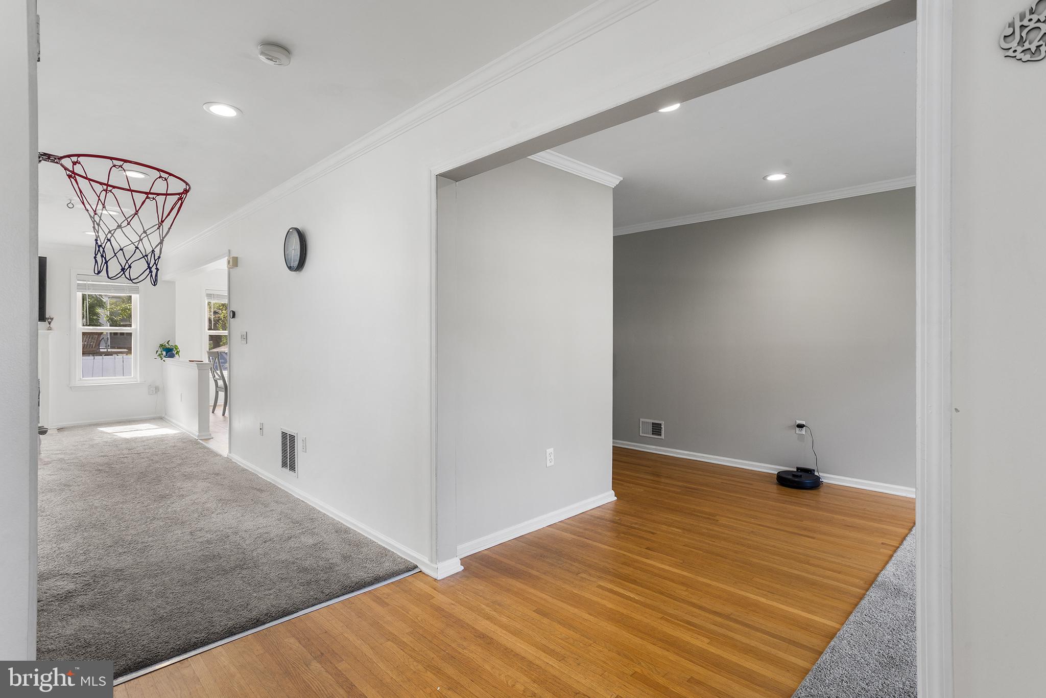 321 GRANT AVENUE