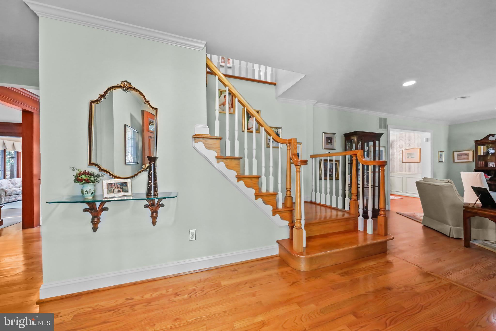 13 HIGHWOOD COURT