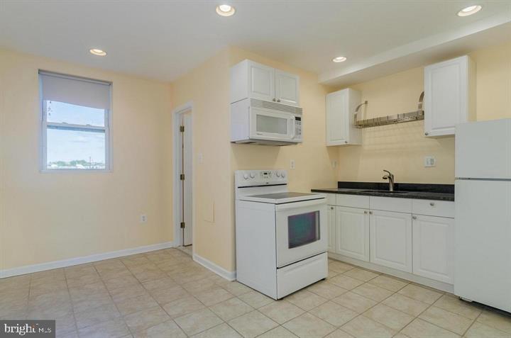 PATTERSON PARK - Residential Lease