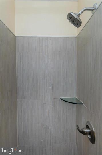 PATTERSON PARK - Residential Lease