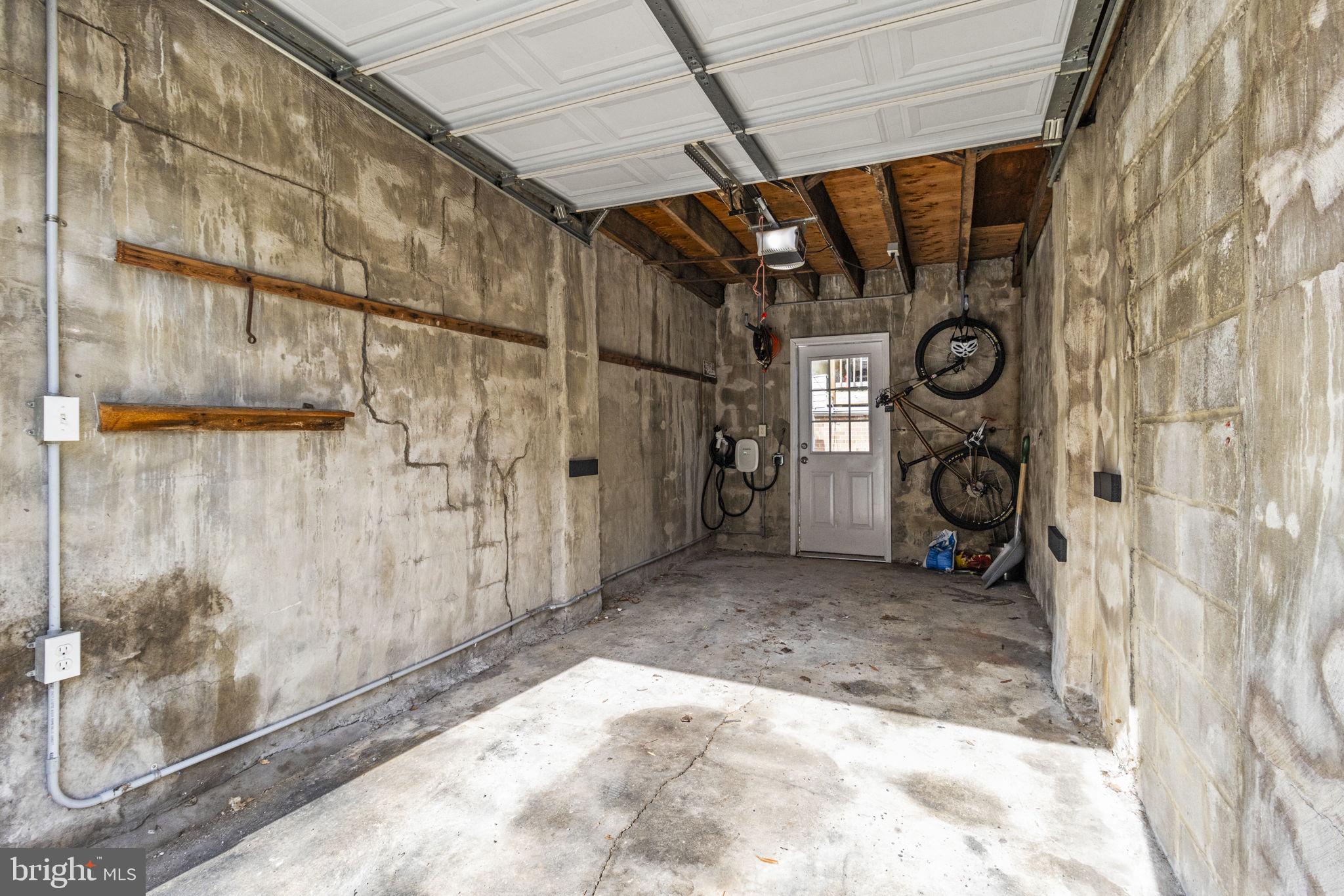 RIVERSIDE - Residential