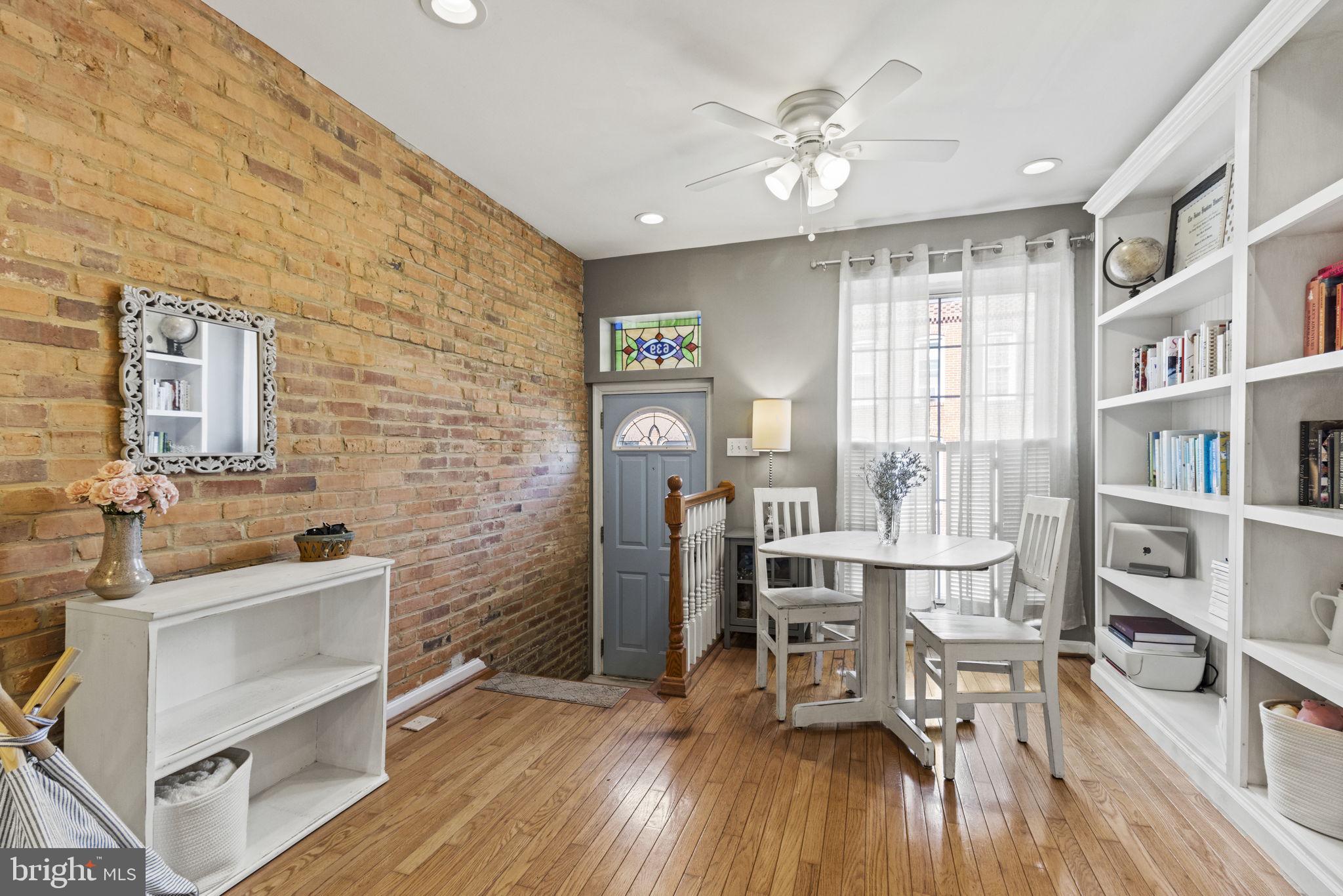 RIVERSIDE - Residential