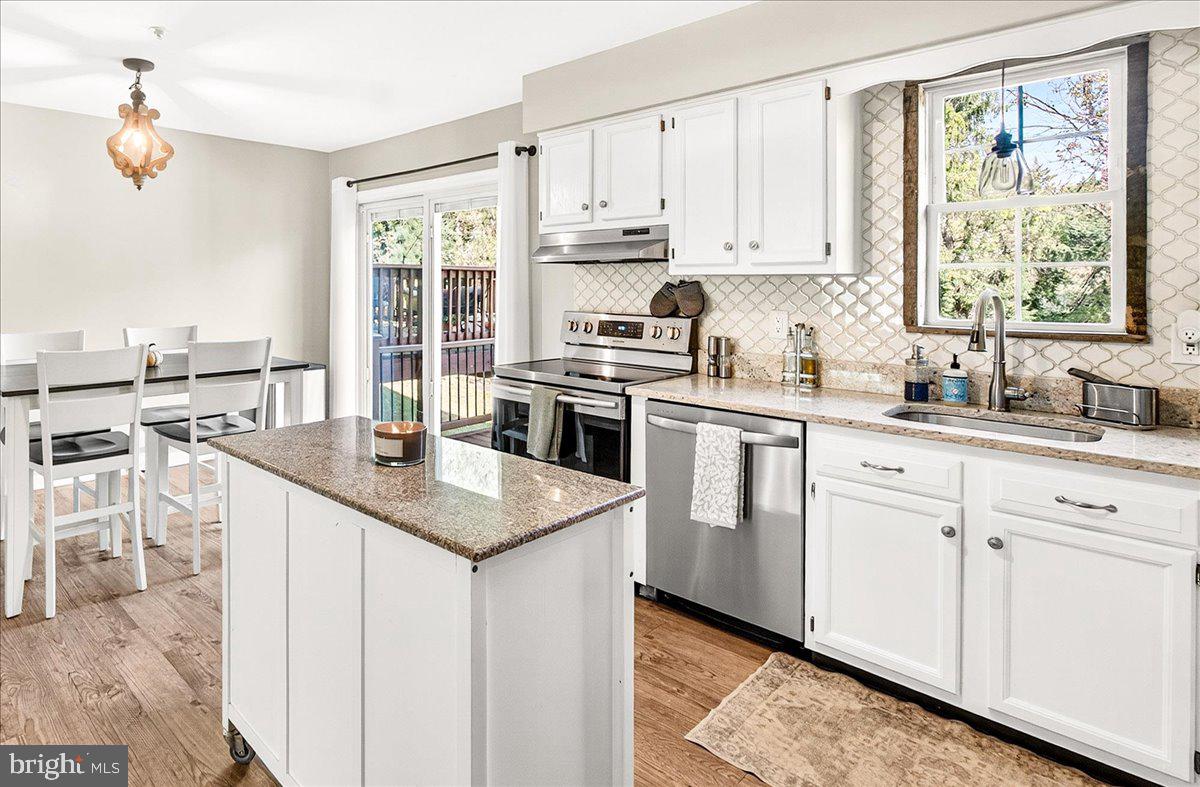 MT AIRY MANORS - Residential