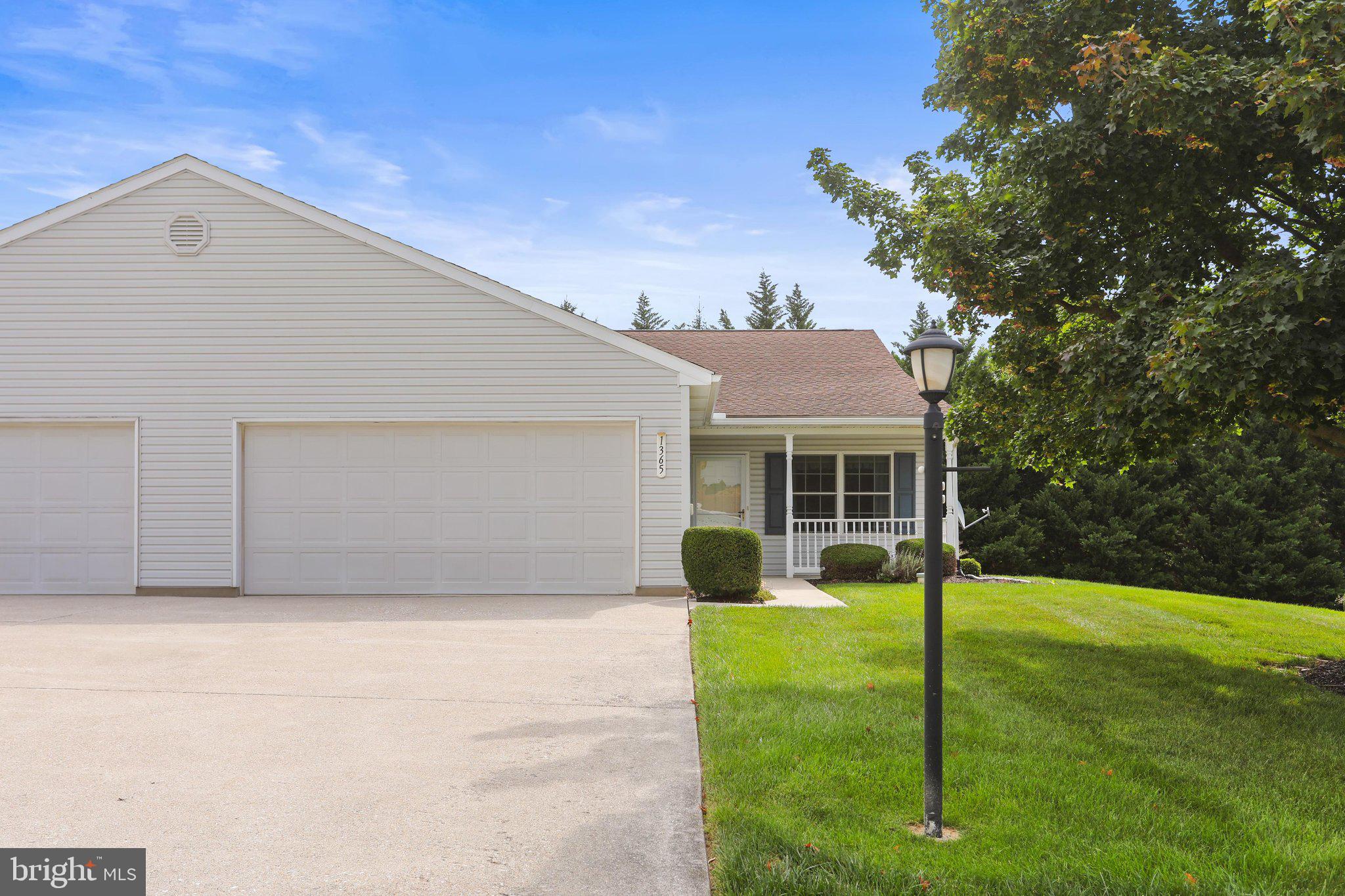 1365 VILLAGE DRIVE 23