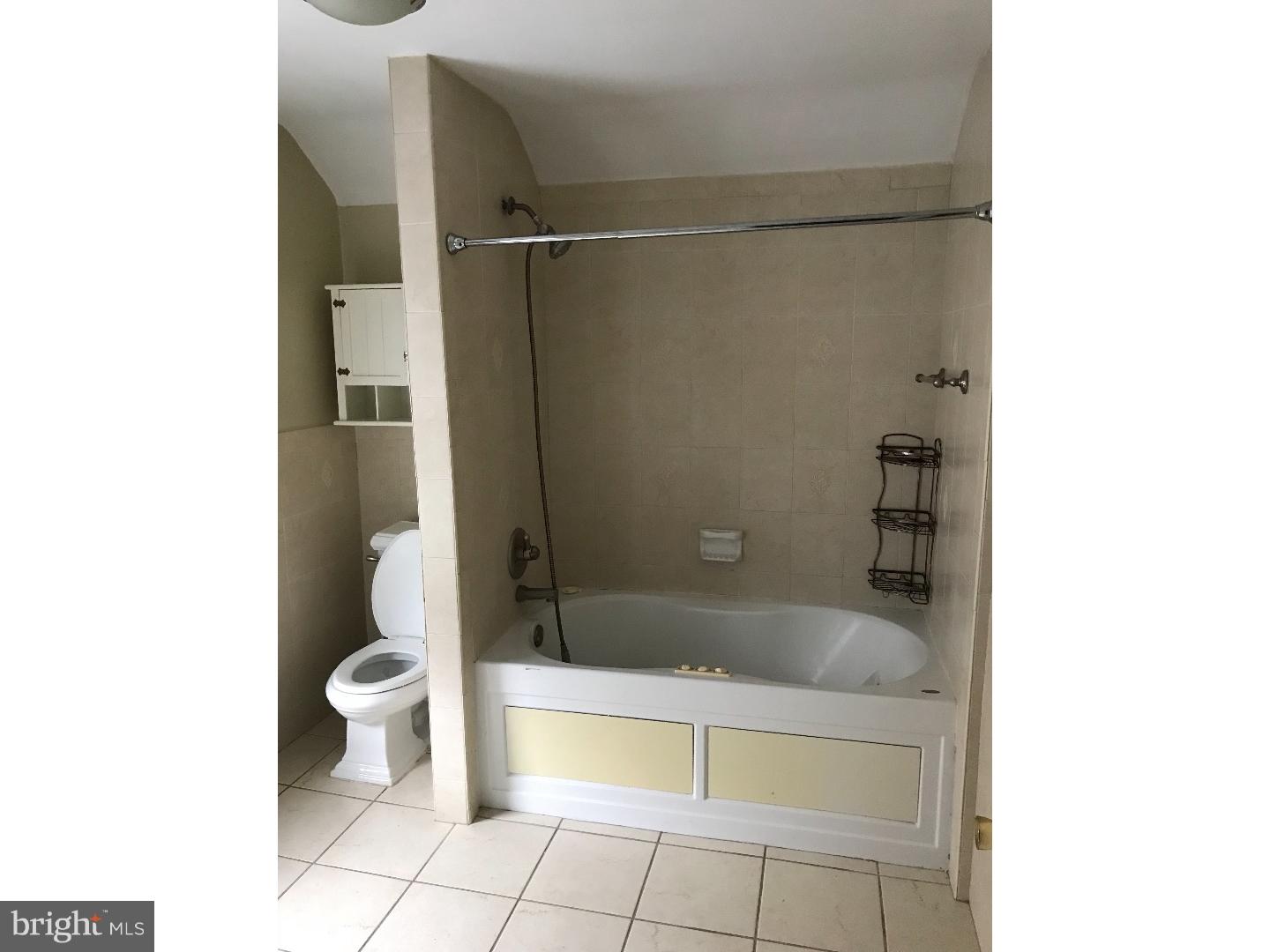 NORTH HILLS - Residential Lease