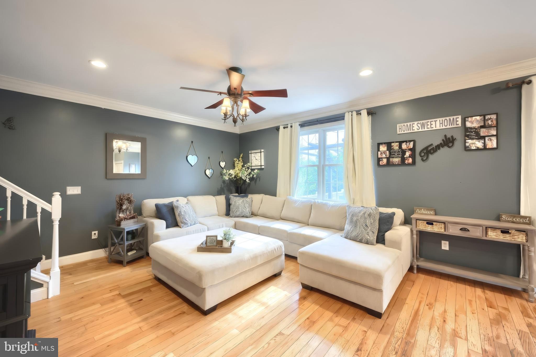 WEST SHORE - Residential