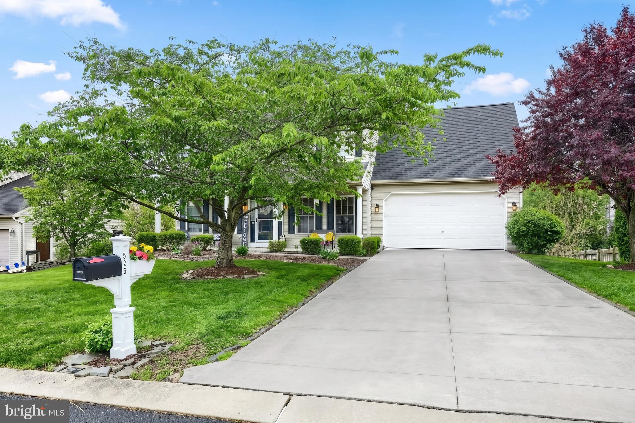 523 N REESER DRIVE