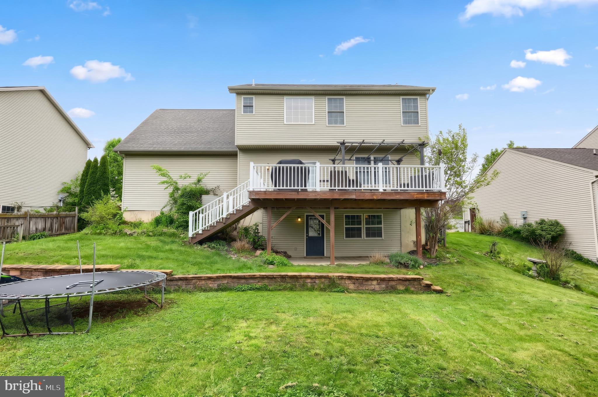 WEST SHORE - Residential