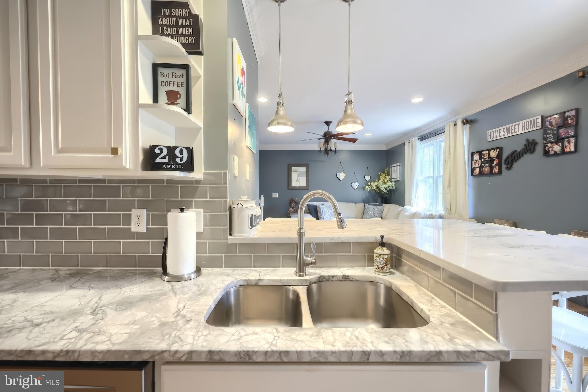 WEST SHORE - Residential