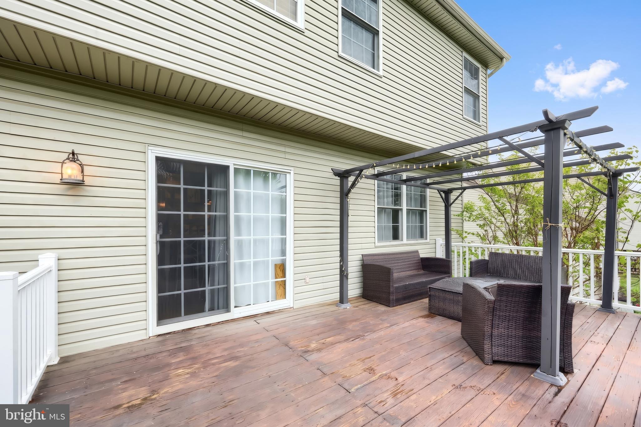 WEST SHORE - Residential