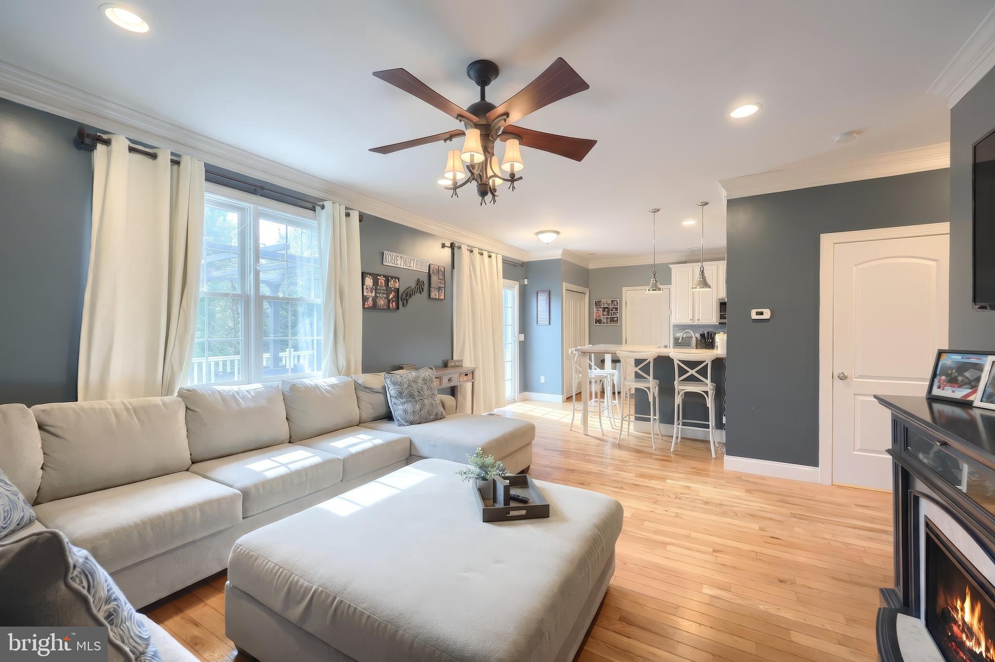 WEST SHORE - Residential