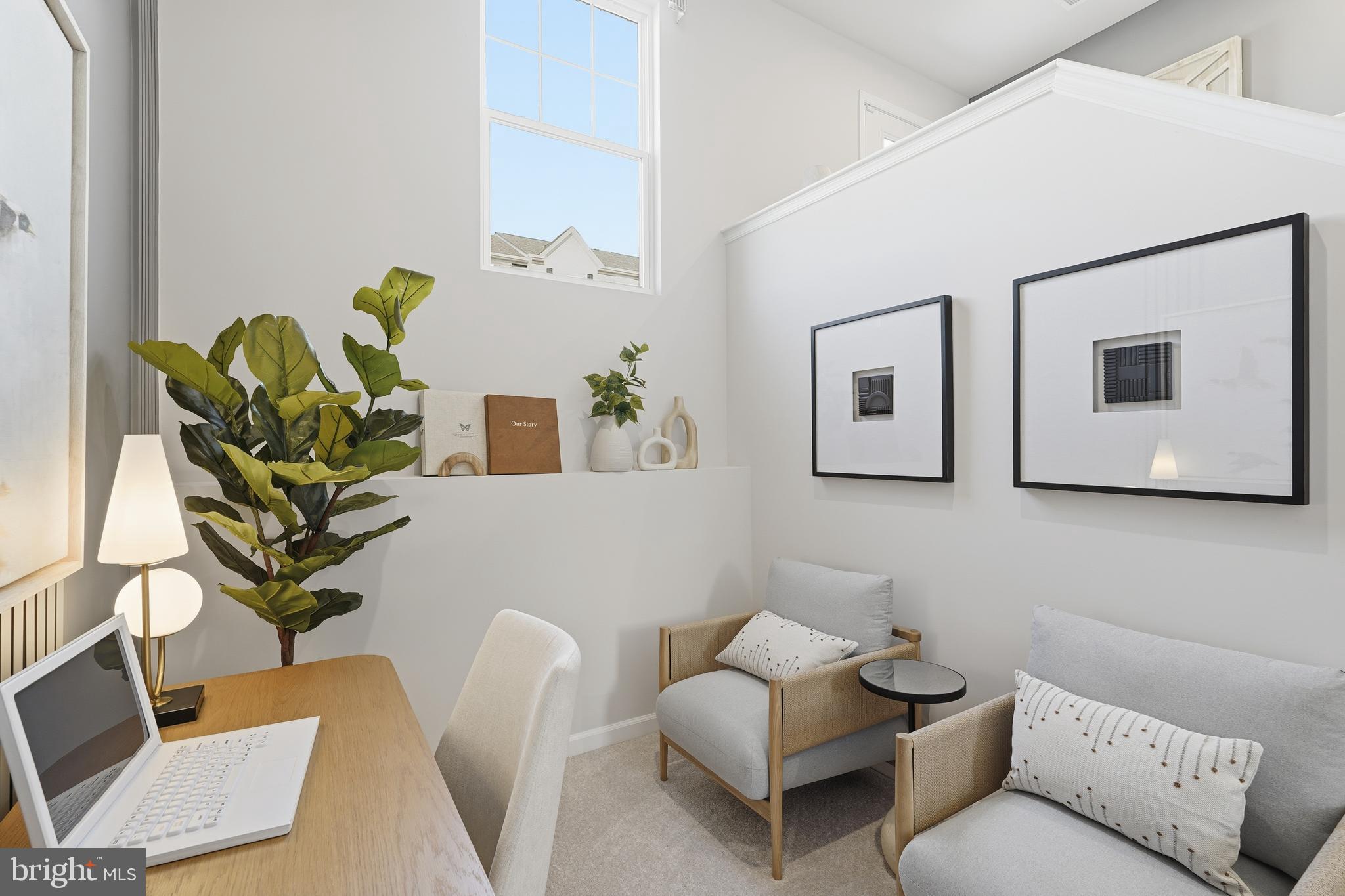 PRESIDENTS POINTE - Residential