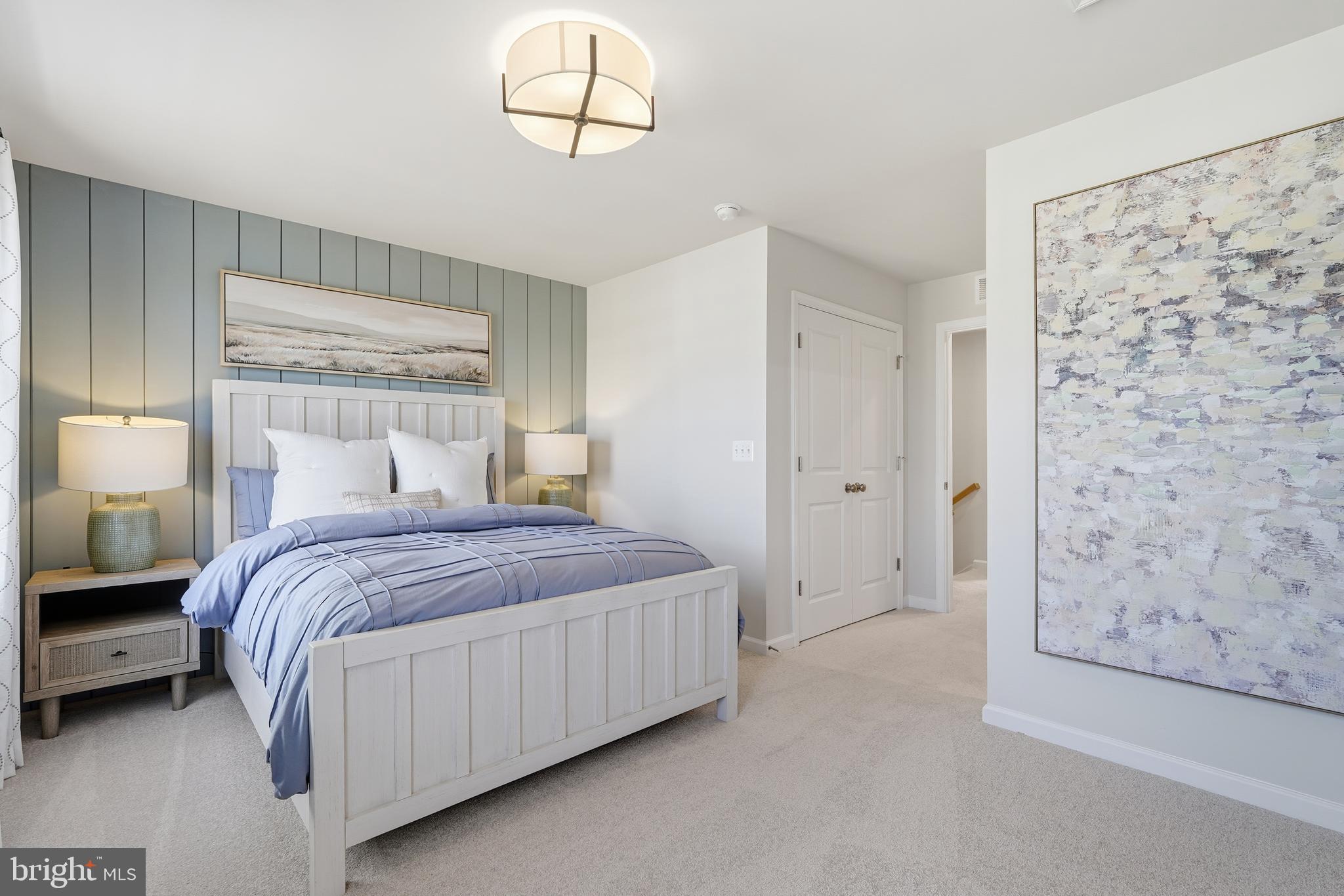 PRESIDENTS POINTE - Residential