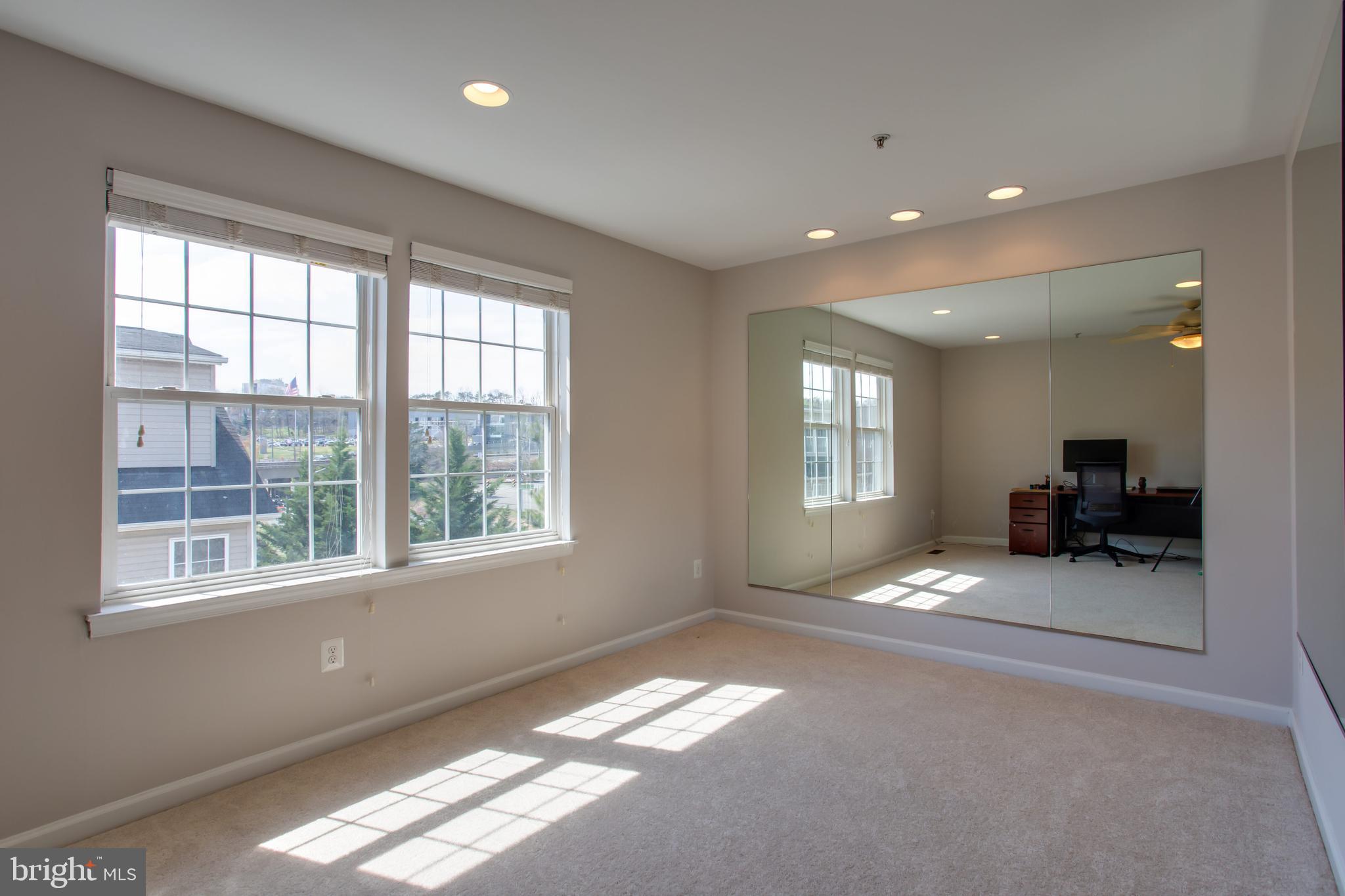 SUMMERS GROVE - Residential