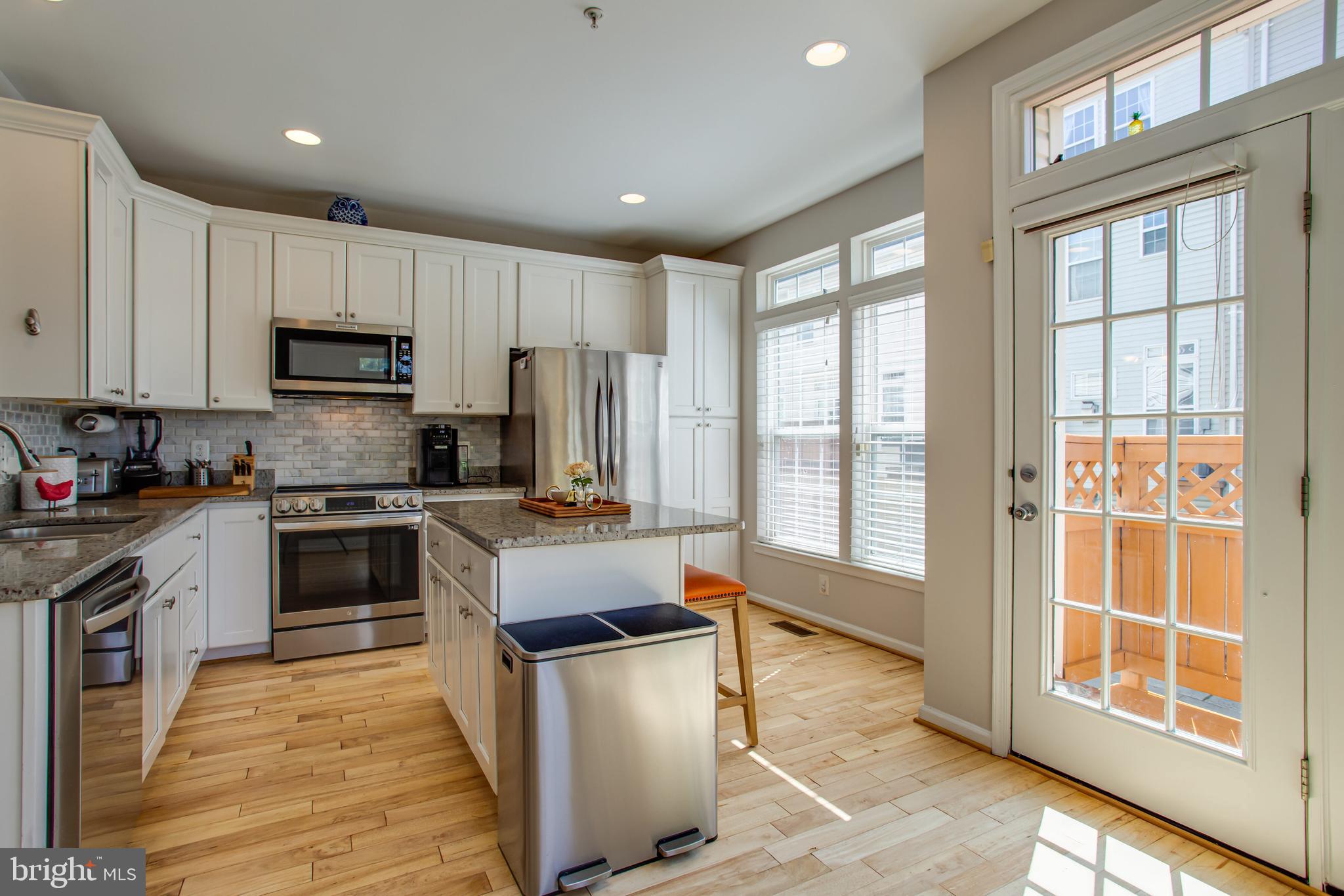 SUMMERS GROVE - Residential