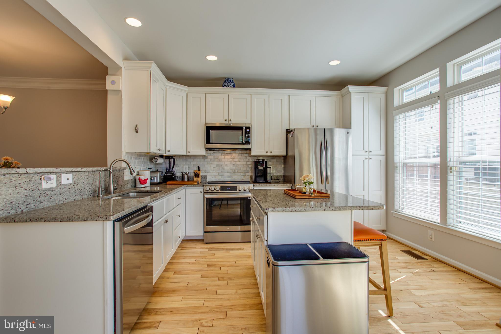 SUMMERS GROVE - Residential