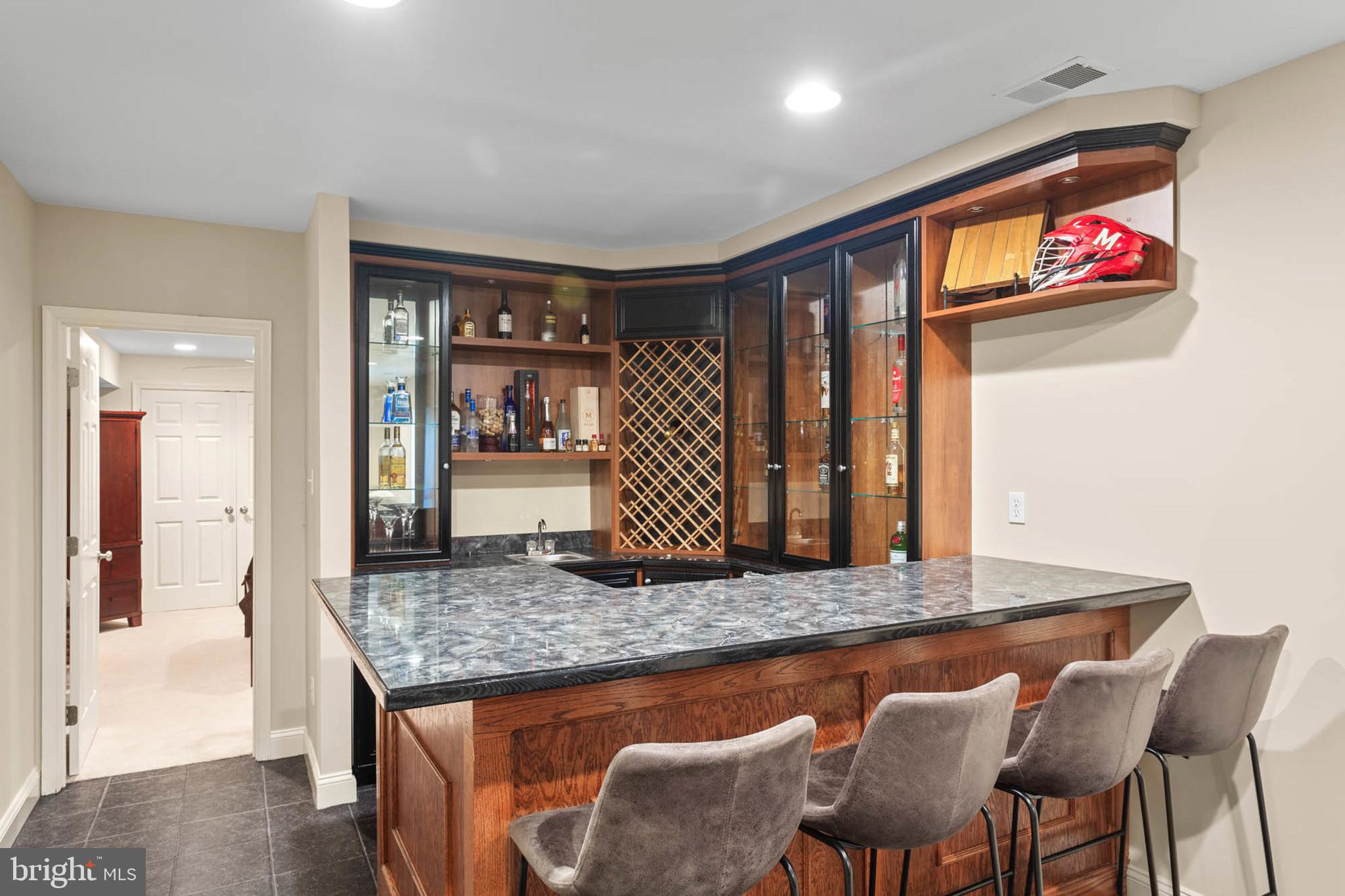 FULTON MANOR - Residential