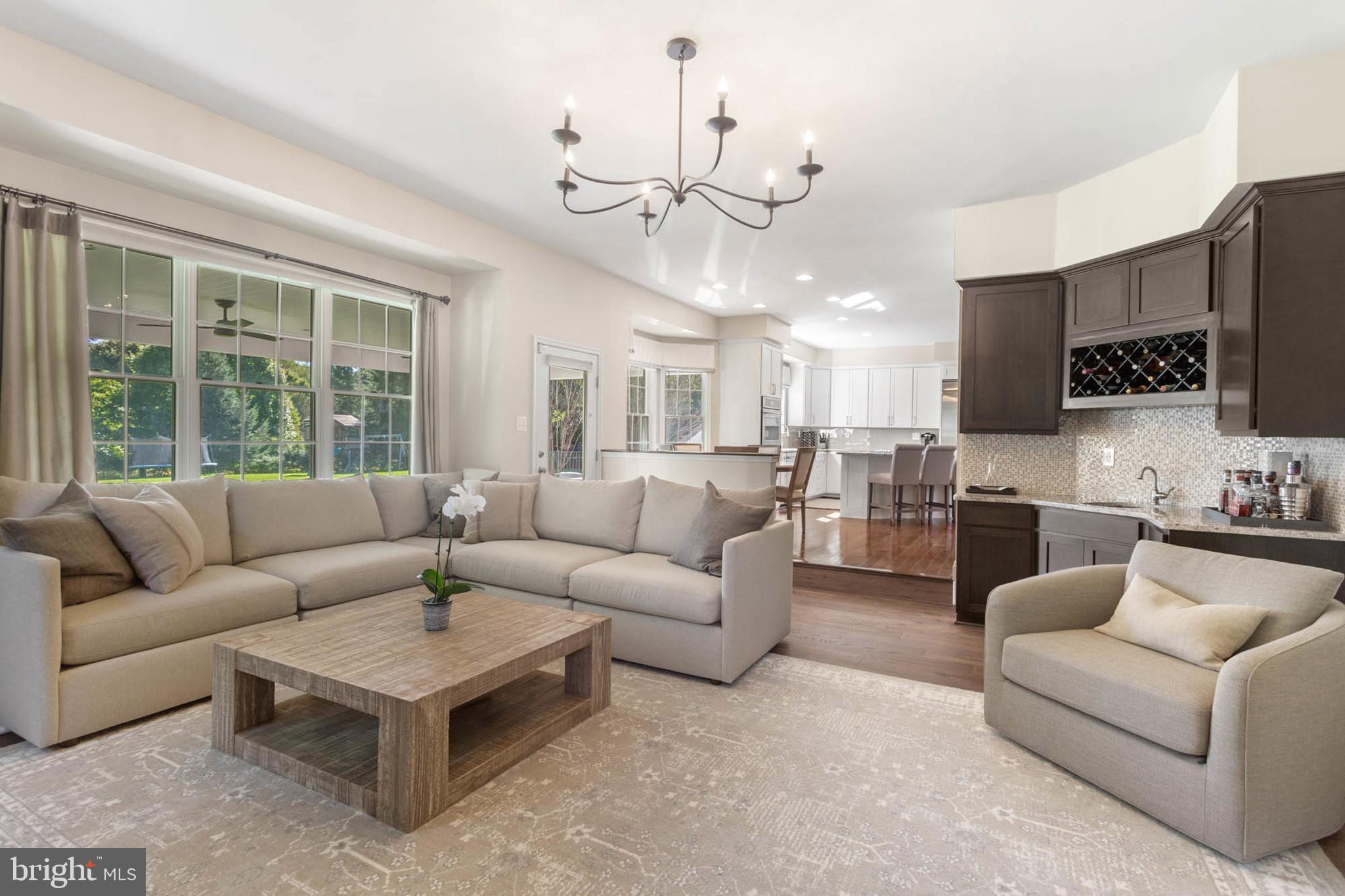 FULTON MANOR - Residential