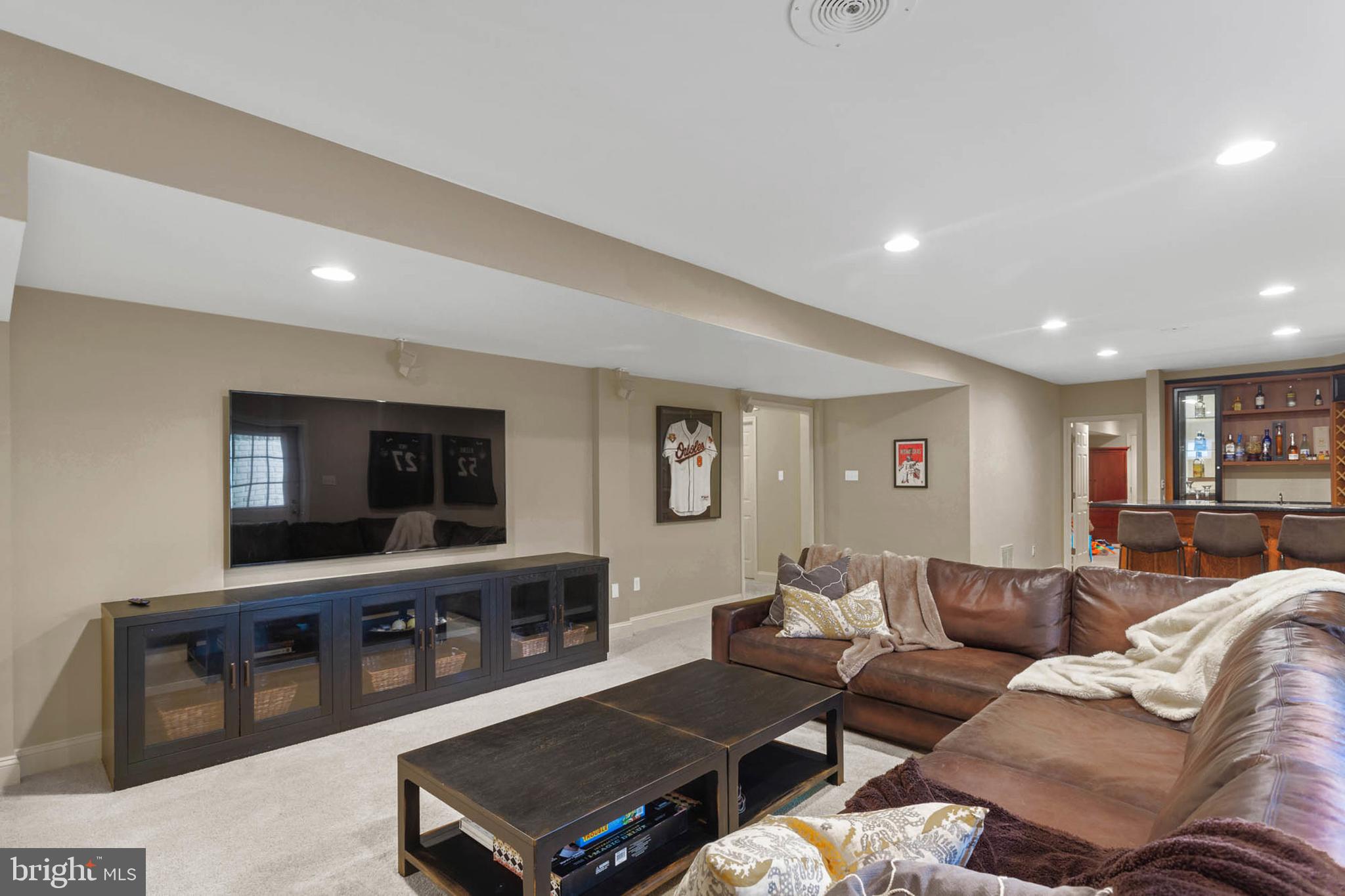 FULTON MANOR - Residential