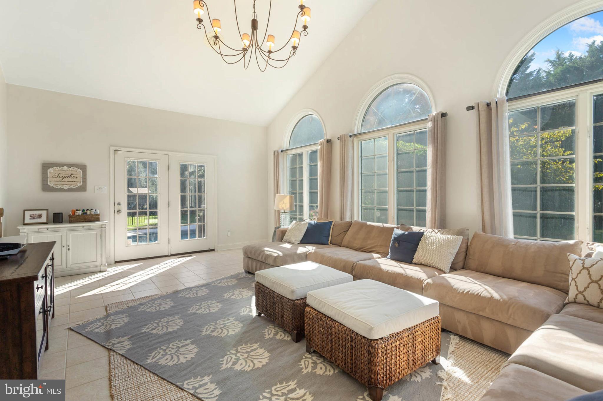 FULTON MANOR - Residential