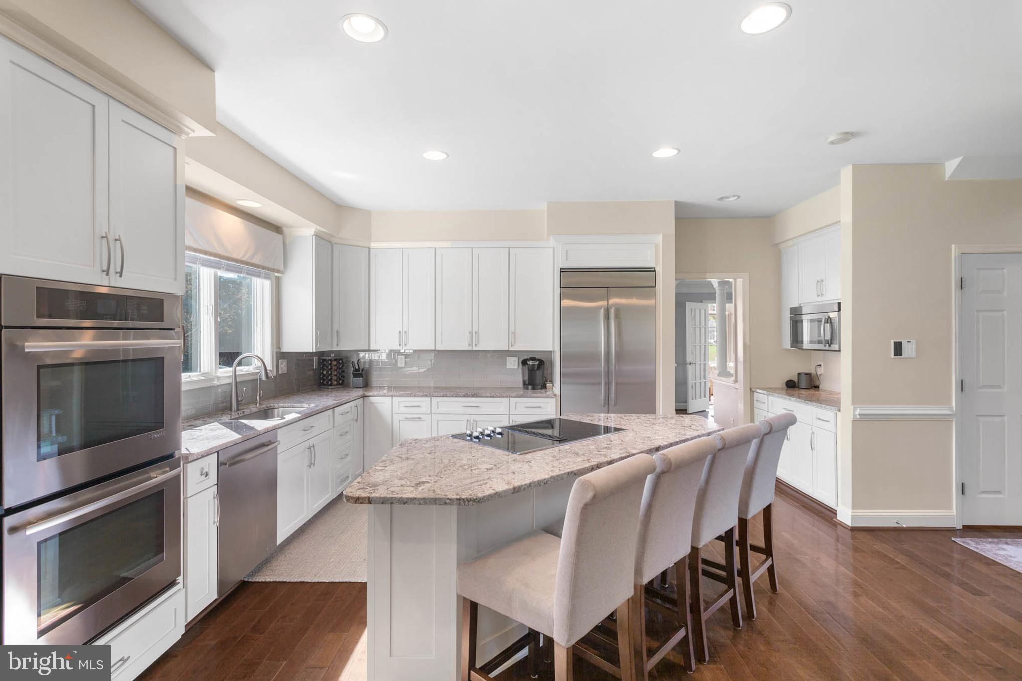 FULTON MANOR - Residential