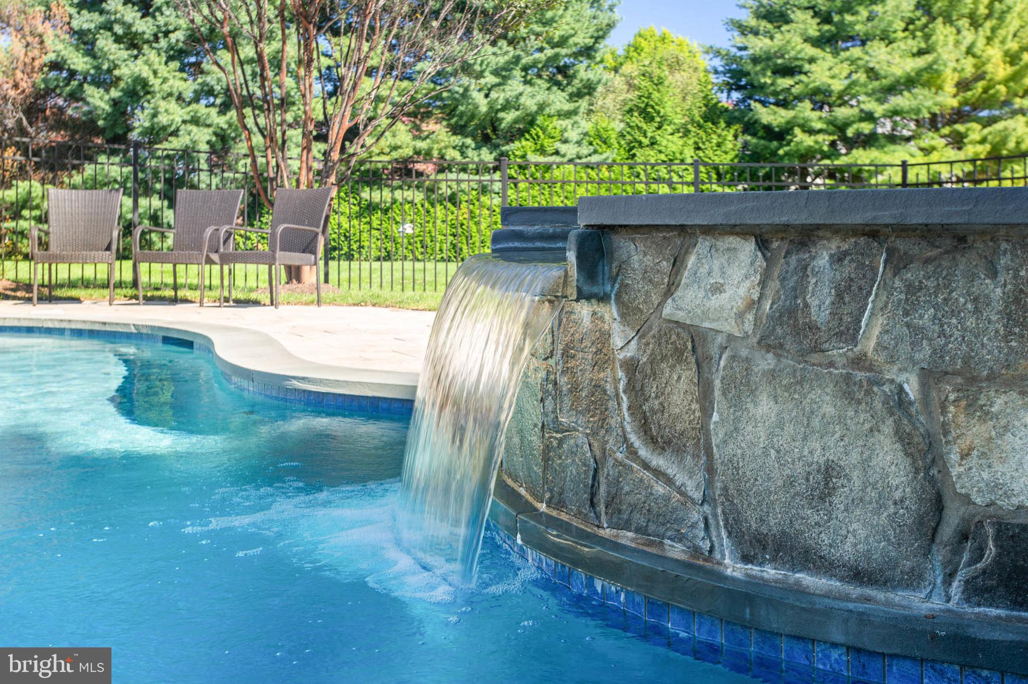 FULTON MANOR - Residential