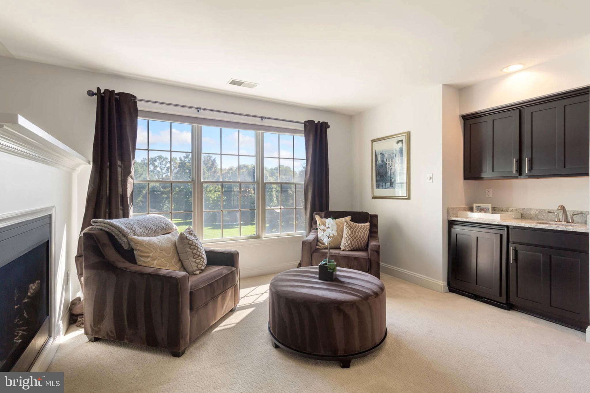 FULTON MANOR - Residential