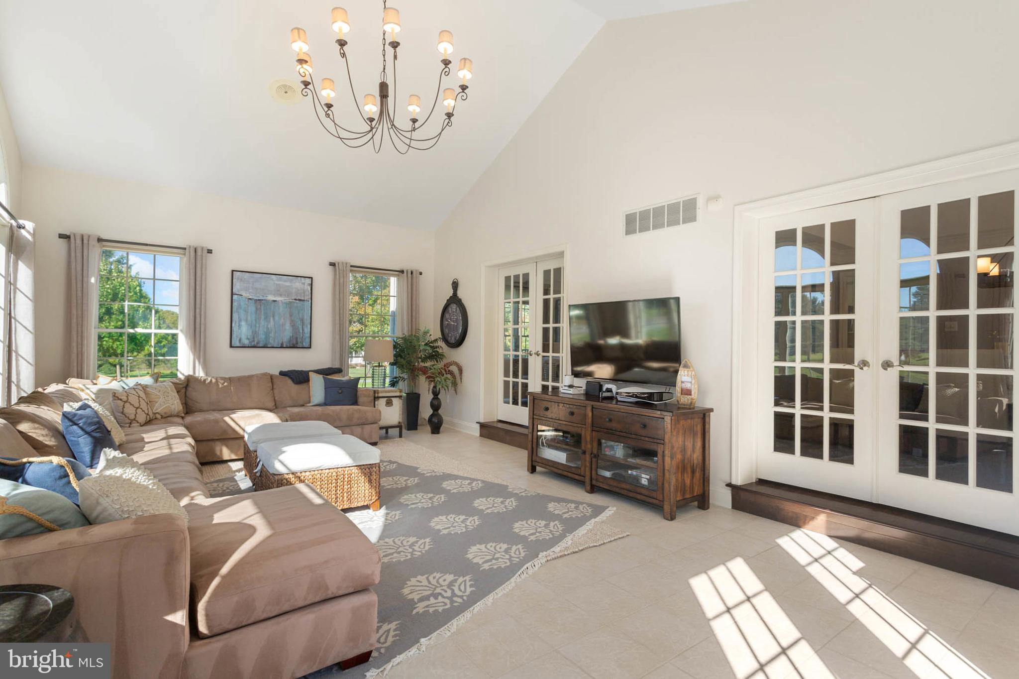 FULTON MANOR - Residential