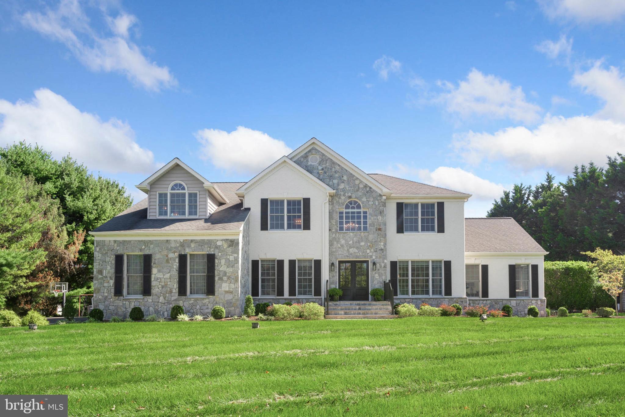 FULTON MANOR - Residential