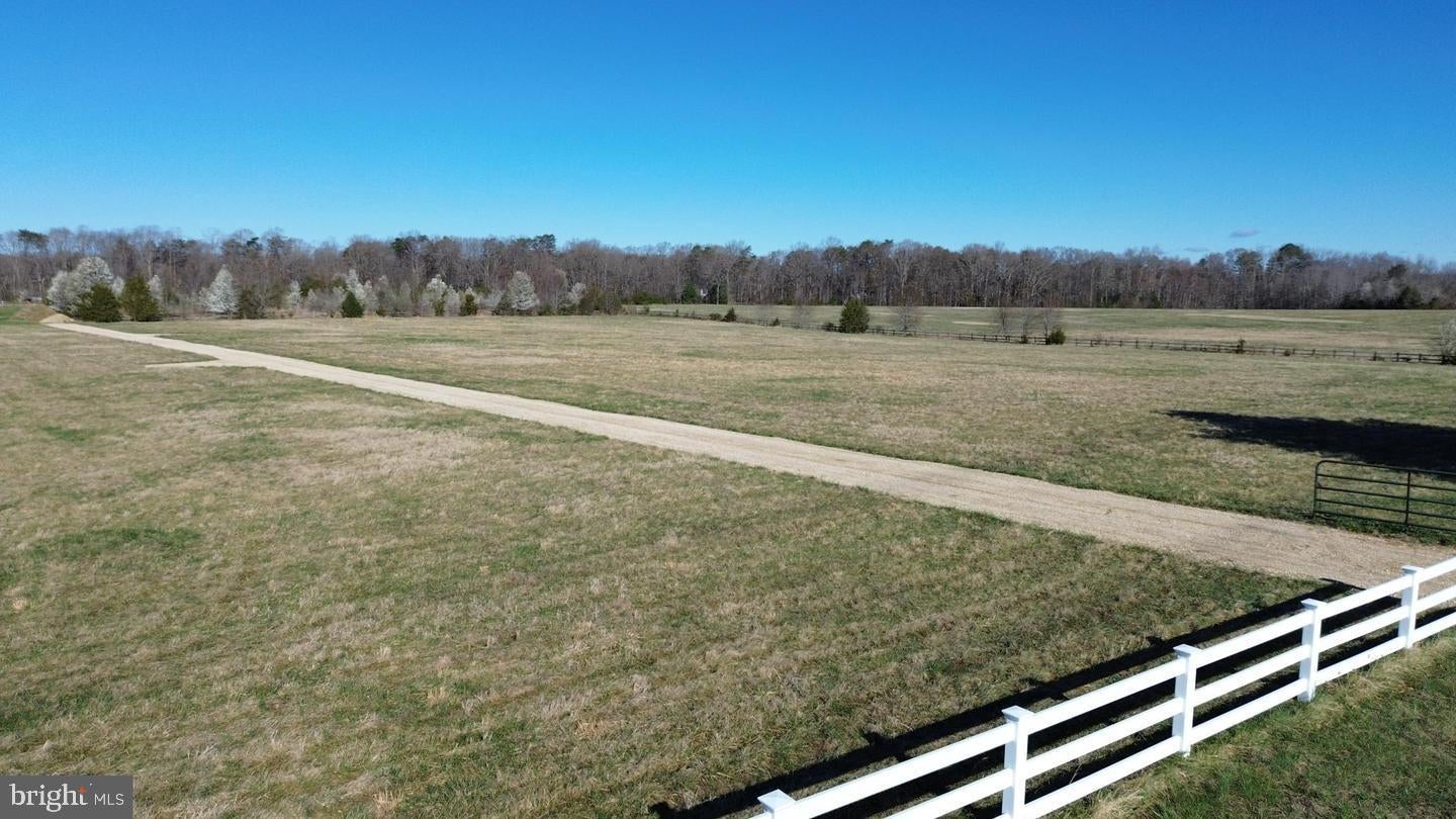 6611 WHISPERING TRAIL