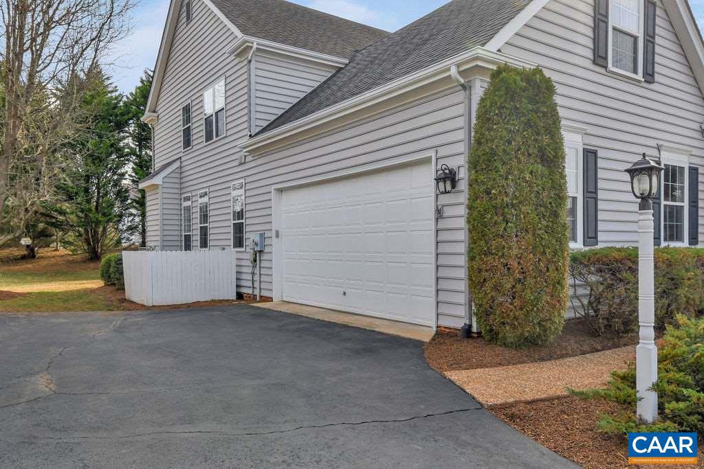 STILL MEADOW - Residential