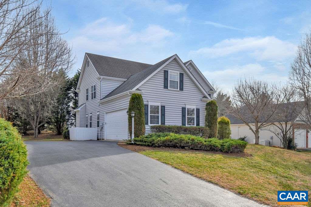 STILL MEADOW - Residential