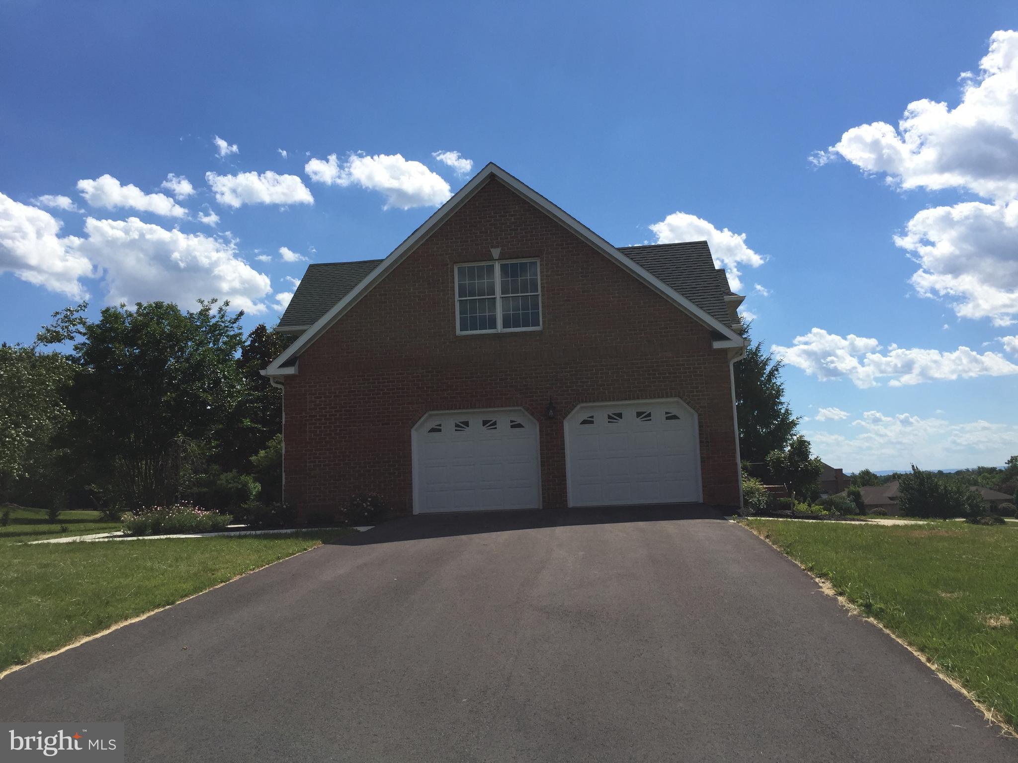 BLACK ROCK ESTATES - Residential