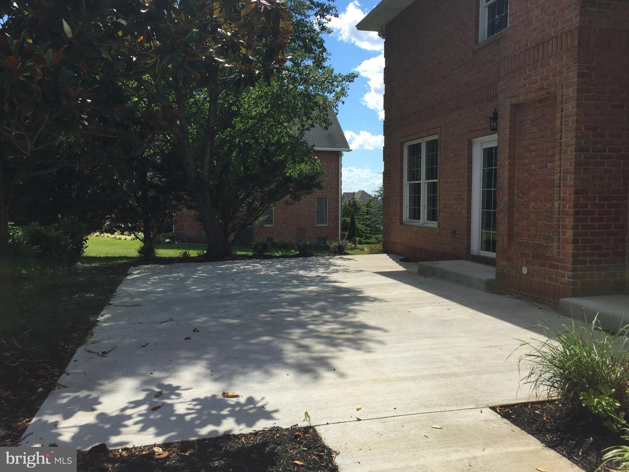 BLACK ROCK ESTATES - Residential