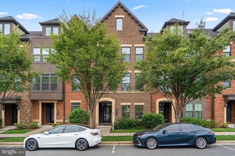 Photo of 43451 Charitable Street, ASHBURN, VA 20148 (MLS # VALO2138140)